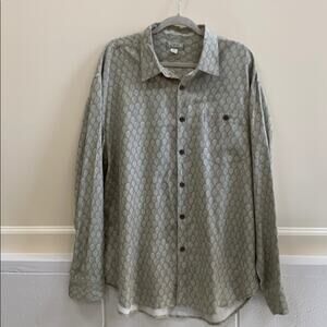 Tommy Bahama button down XL shirt